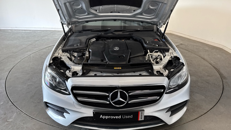 Mercedes-Benz E-Class E350d AMG Line Edition Premium Plus 5dr 9G-Tronic Diesel Estate - Image 8