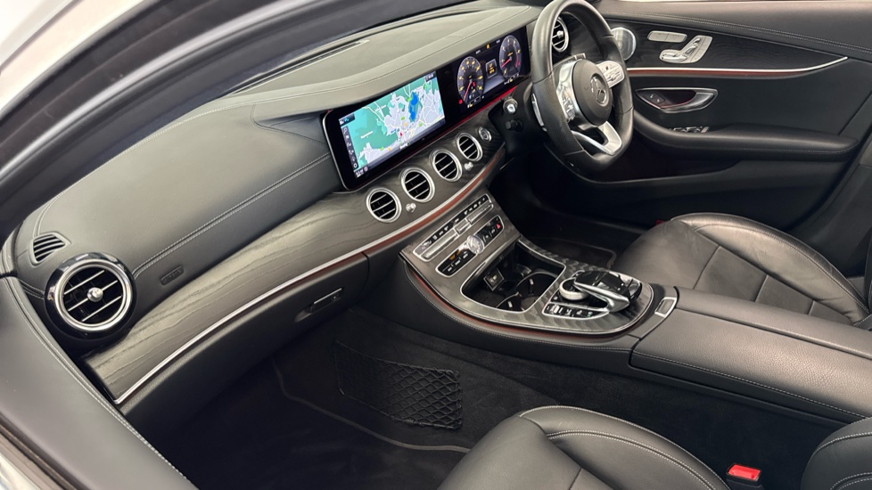 Mercedes-Benz E-Class E350d AMG Line Edition Premium Plus 5dr 9G-Tronic Diesel Estate - Image 9