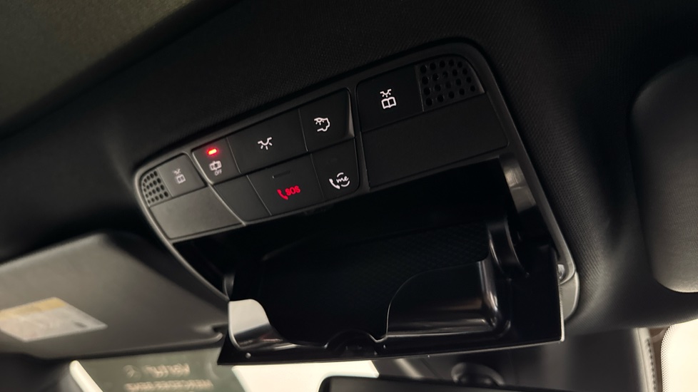 Mercedes-Benz E-Class E350d AMG Line Edition Premium Plus 5dr 9G-Tronic Diesel Estate - Image 39