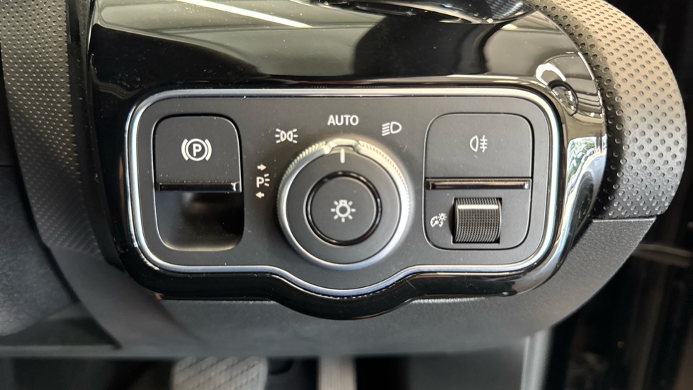 Mercedes-Benz A-Class A200 Sport Executive 5dr Auto Petrol Hatchback - Image 27