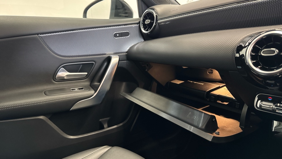 Mercedes-Benz A-Class A200 Sport Executive 5dr Auto Petrol Hatchback - Image 35