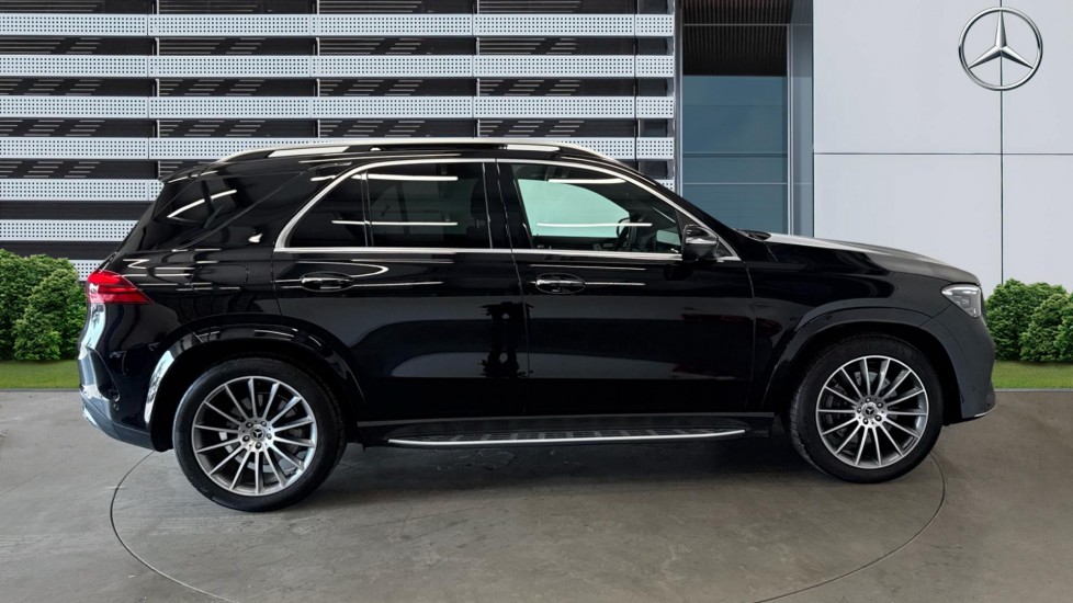 Mercedes-Benz GLE 300d 4Matic AMG Line Prem 5dr 9G-Tronic [7 St] Diesel Estate - Image 5