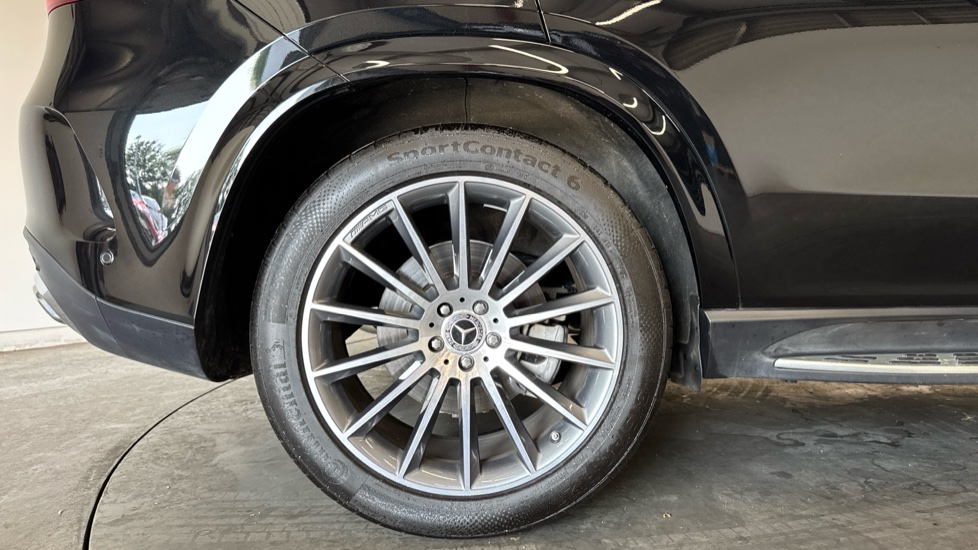 Mercedes-Benz GLE 300d 4Matic AMG Line Prem 5dr 9G-Tronic [7 St] Diesel Estate - Image 7