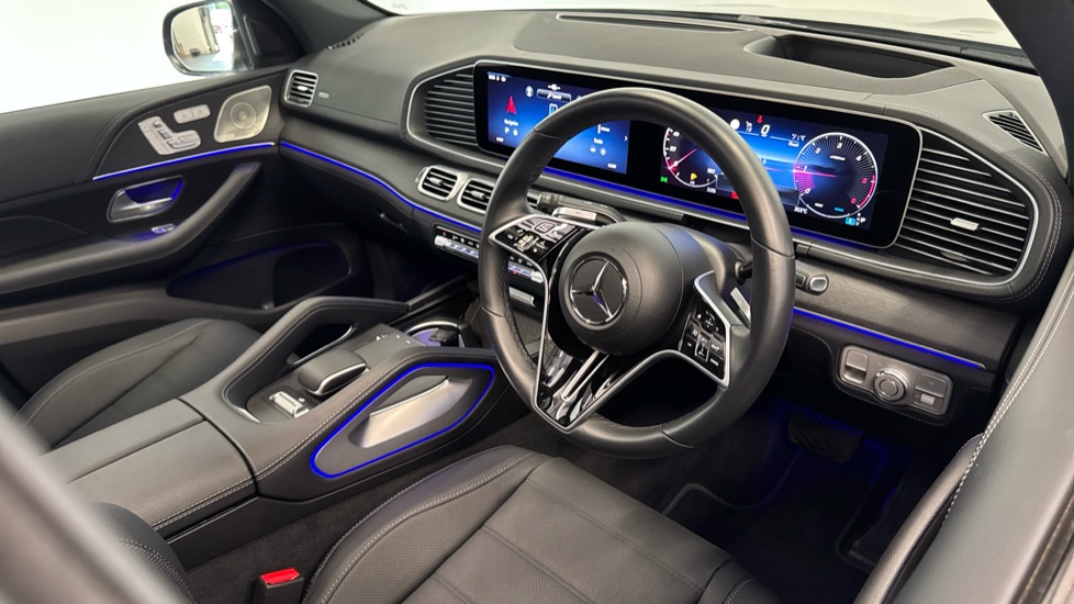 Mercedes-Benz GLE 300d 4Matic AMG Line Prem 5dr 9G-Tronic [7 St] Diesel Estate - Image 11