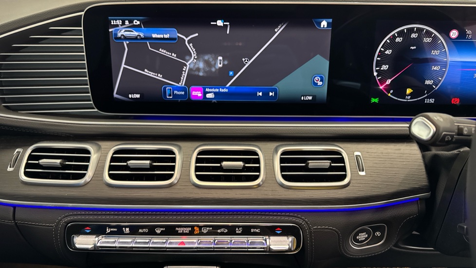 Mercedes-Benz GLE 300d 4Matic AMG Line Prem 5dr 9G-Tronic [7 St] Diesel Estate - Image 12