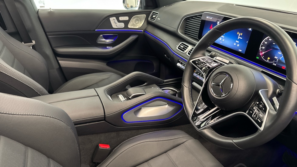 Mercedes-Benz GLE 300d 4Matic AMG Line Prem 5dr 9G-Tronic [7 St] Diesel Estate - Image 14