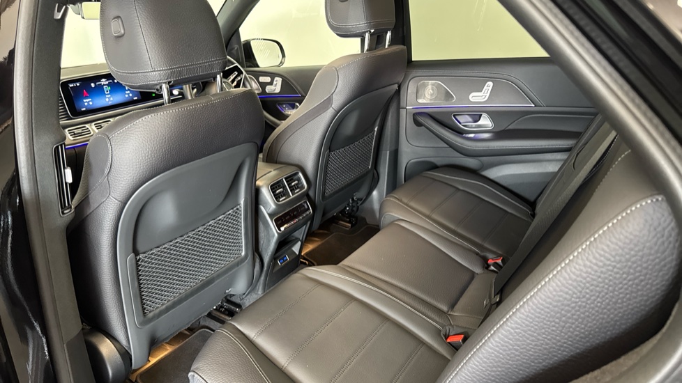 Mercedes-Benz GLE 300d 4Matic AMG Line Prem 5dr 9G-Tronic [7 St] Diesel Estate - Image 16