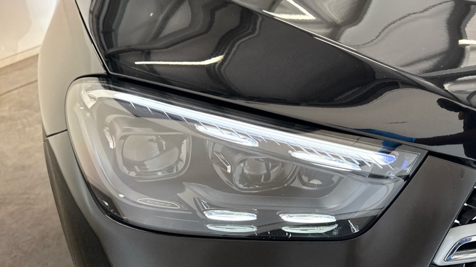 Mercedes-Benz GLE 300d 4Matic AMG Line Prem 5dr 9G-Tronic [7 St] Diesel Estate - Image 21