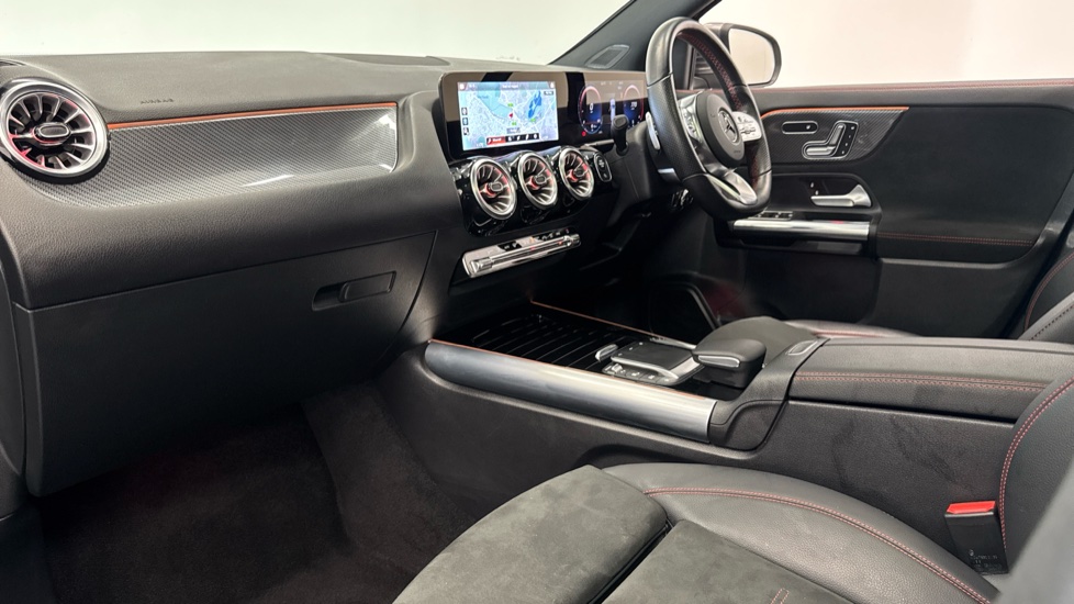 Mercedes-Benz GLA 220d 4Matic AMG Line Premium Plus 5dr Auto Diesel Hatchback - Image 9