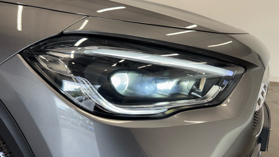 Mercedes-Benz GLA 220d 4Matic AMG Line Premium Plus 5dr Auto Diesel Hatchback - Image 45