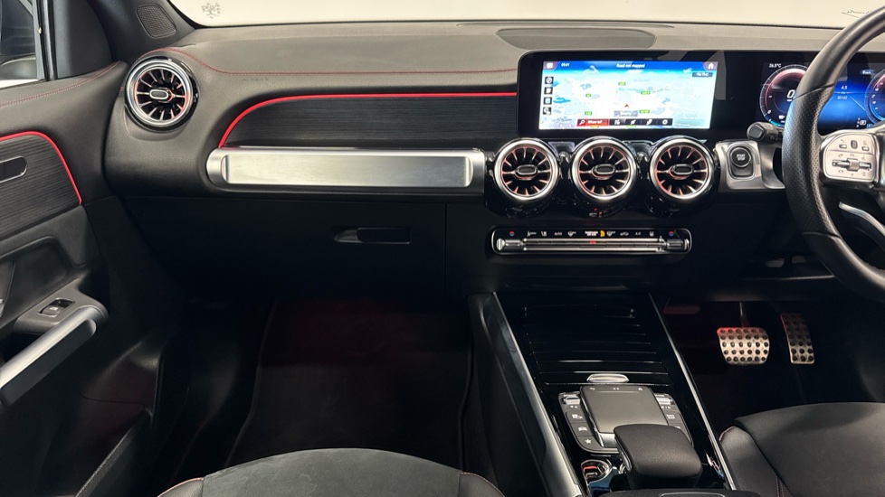 Mercedes-Benz Eqb 350 4Matic 215kW AMG Line 66.5kWh 5dr Auto Electric Estate - Image 14