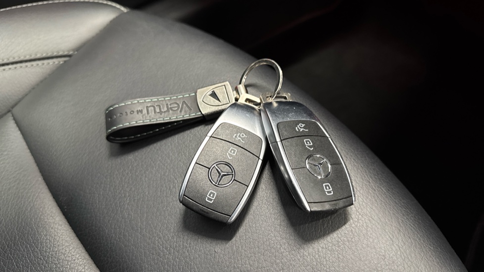 Mercedes-Benz CLA 220d AMG Line Premium 4dr Tip Auto Diesel Saloon - Image 20