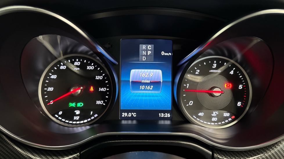 Mercedes-Benz V-Class V220 d AMG Line 5dr 9G-Tronic [Long] Diesel Estate - Image 18
