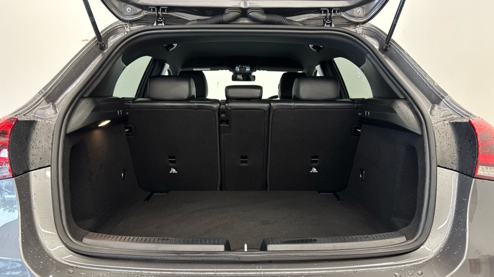 Mercedes-Benz A-Class A180 Sport Executive Edition 5dr Auto Petrol Hatchback - Image 4