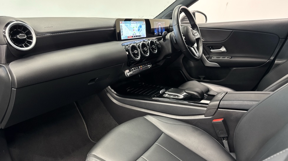 Mercedes-Benz A-Class A180 Sport Executive Edition 5dr Auto Petrol Hatchback - Image 9