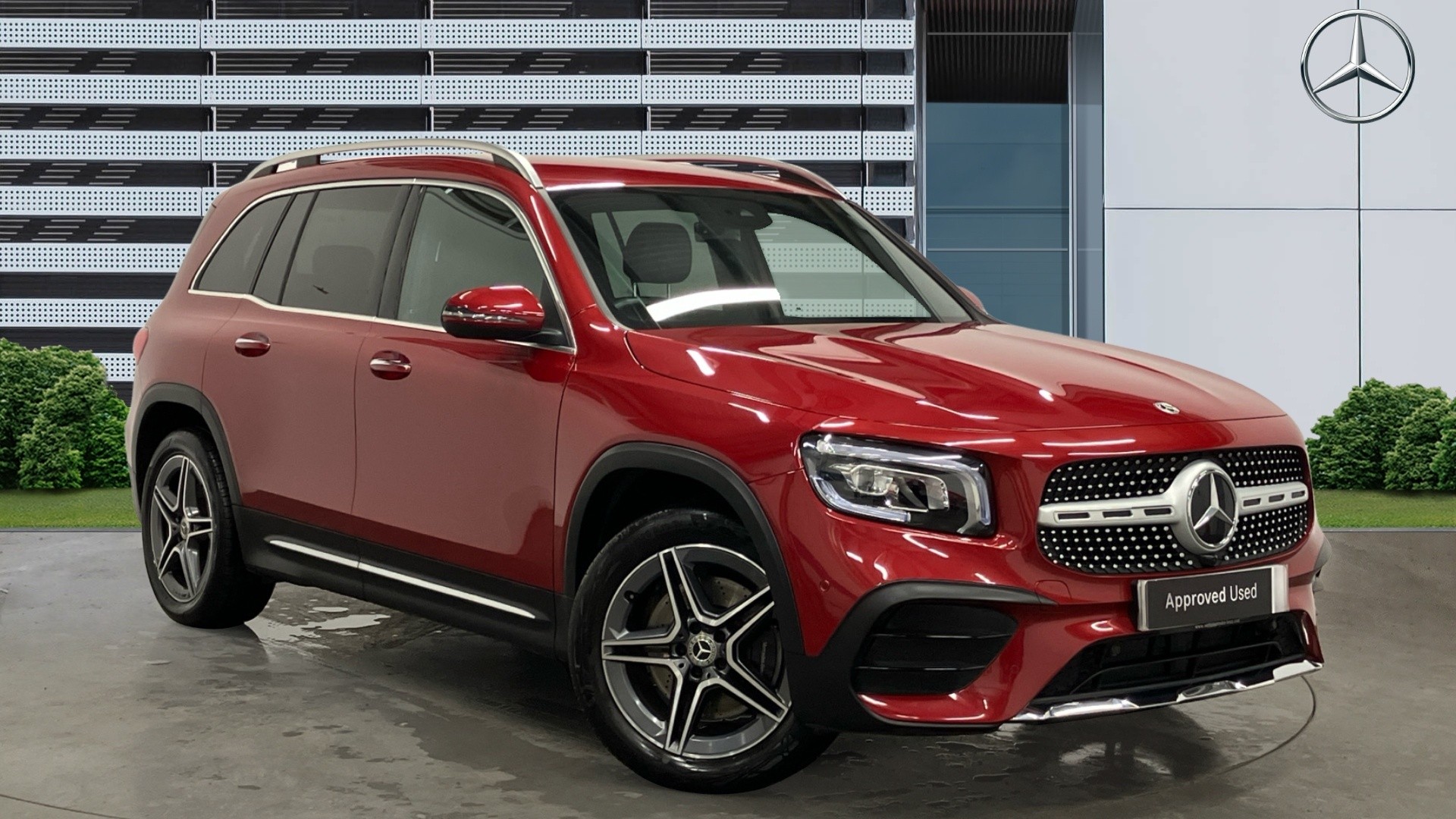 Mercedes-Benz GLB listing photo