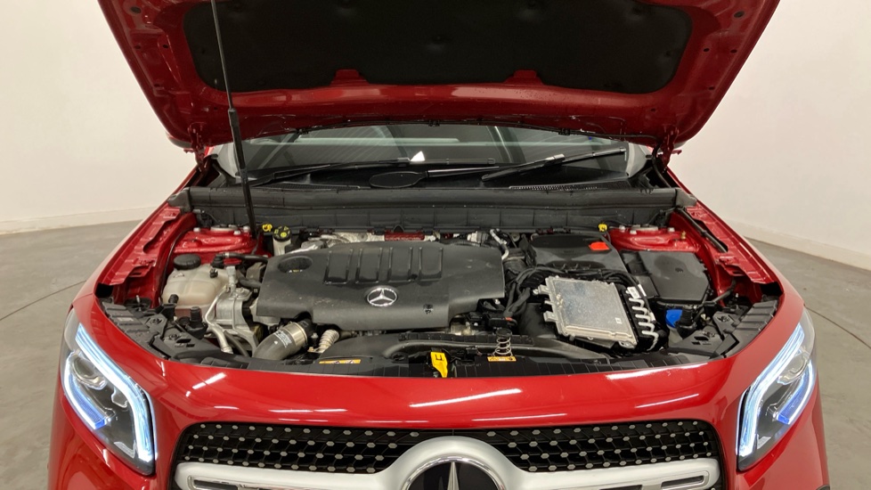 Mercedes-Benz GLB 220d 4Matic AMG Line Premium 5dr 8G-Tronic Diesel Estate - Image 8