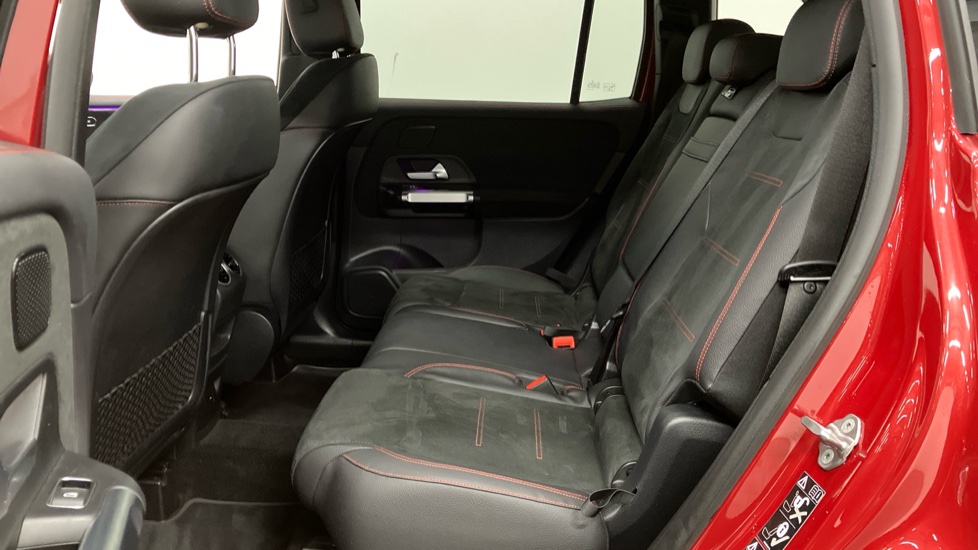 Mercedes-Benz GLB 220d 4Matic AMG Line Premium 5dr 8G-Tronic Diesel Estate - Image 16