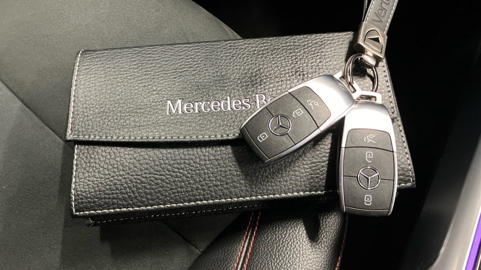 Mercedes-Benz GLB 220d 4Matic AMG Line Premium 5dr 8G-Tronic Diesel Estate - Image 19