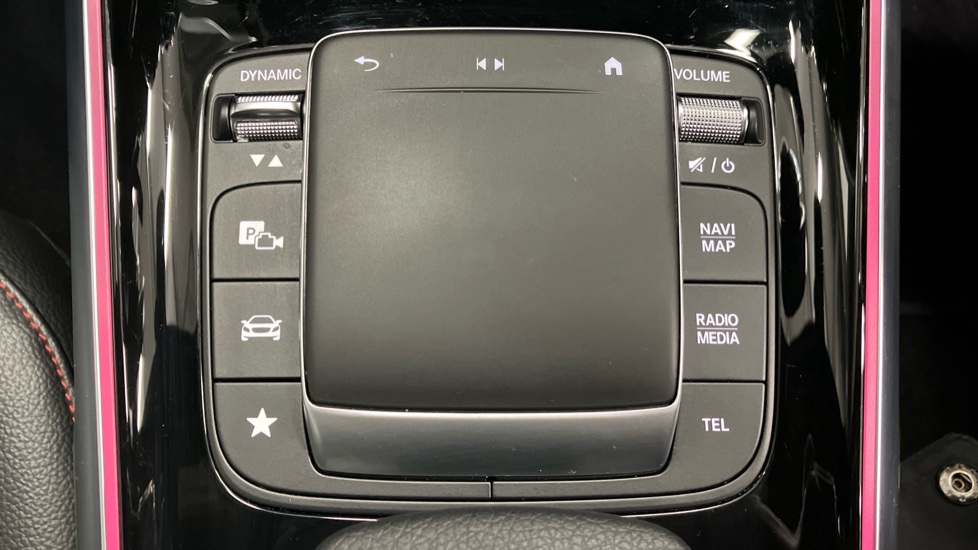 Mercedes-Benz GLB 220d 4Matic AMG Line Premium 5dr 8G-Tronic Diesel Estate - Image 35