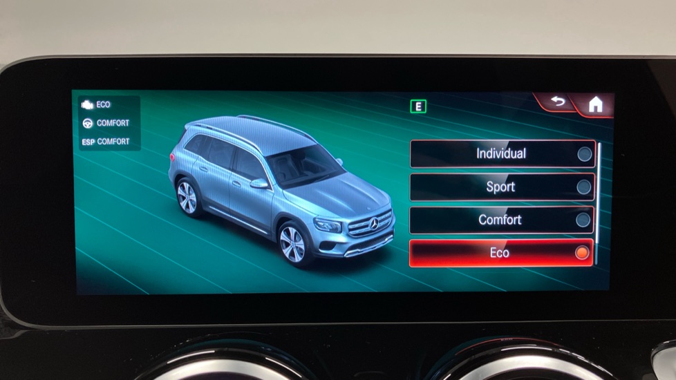 Mercedes-Benz GLB 220d 4Matic AMG Line Premium 5dr 8G-Tronic Diesel Estate - Image 40