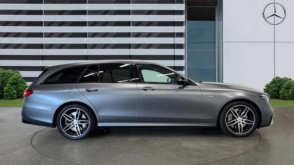 Mercedes-AMG E-Class E53 4Matic+ Premium 5dr 9G-Tronic Petrol Estate - Image 5