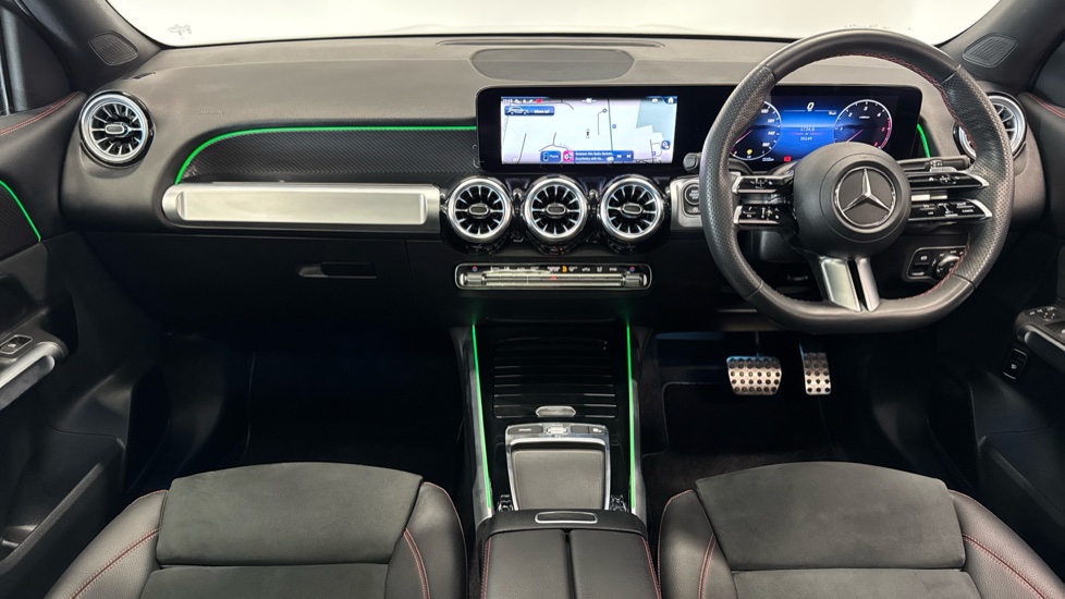 Mercedes-Benz GLB 200d AMG Line Premium Plus 5dr 8G-Tronic Diesel Estate - Image 10