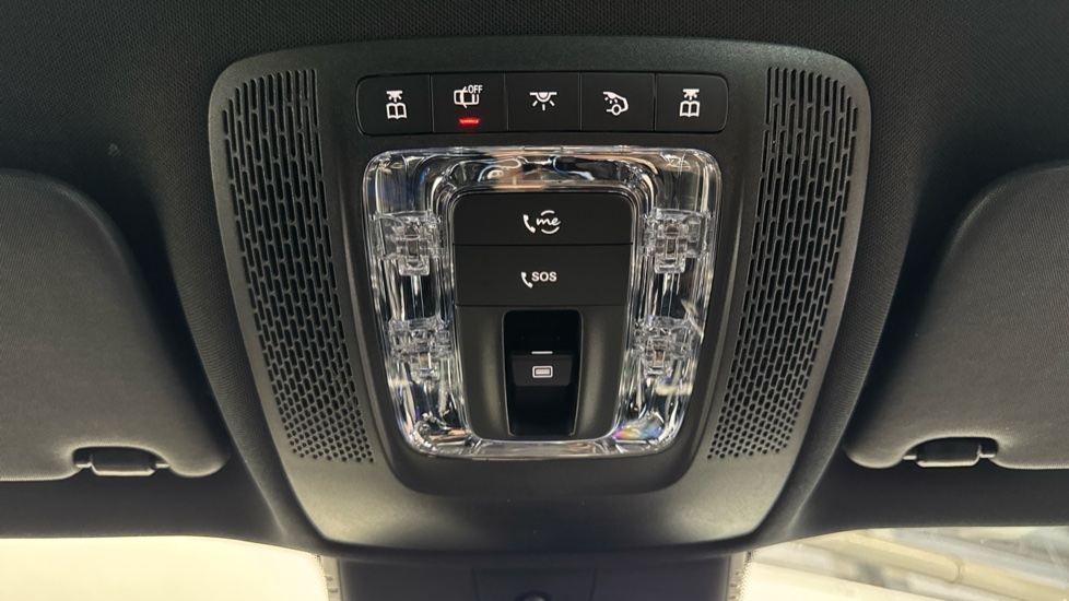 Mercedes-Benz GLB 200d AMG Line Premium Plus 5dr 8G-Tronic Diesel Estate - Image 38