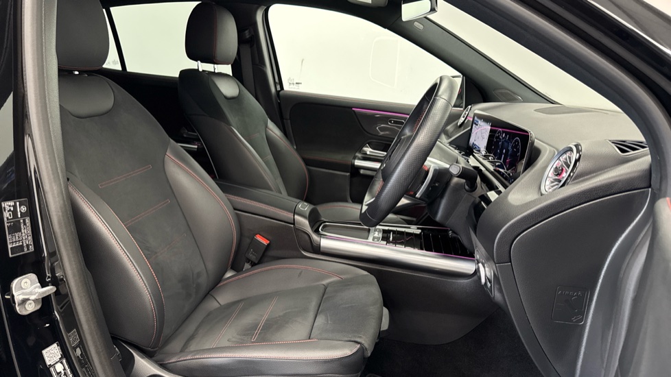 Mercedes-Benz GLA 200 AMG Line Executive 5dr Auto Petrol Hatchback - Image 28