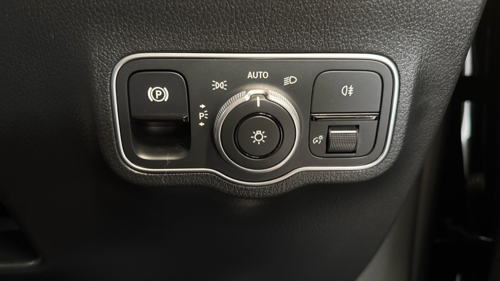 Mercedes-Benz GLA 200 AMG Line Executive 5dr Auto Petrol Hatchback - Image 29