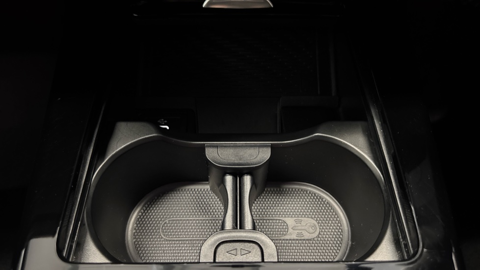 Mercedes-Benz A-Class A200 Sport Executive 4dr Auto Petrol Saloon - Image 34