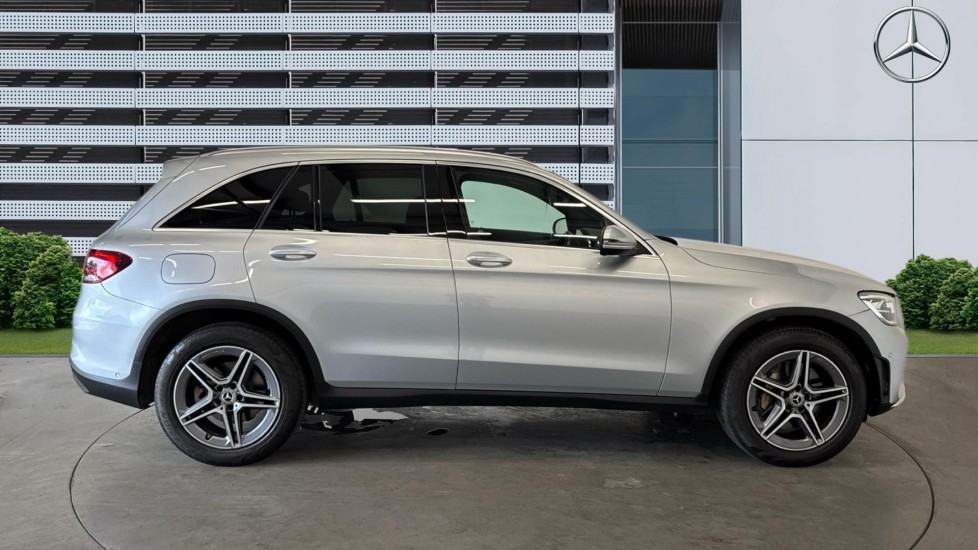 Mercedes-Benz GLC 220d 4Matic AMG Line 5dr 9G-Tronic Diesel Estate - Image 5