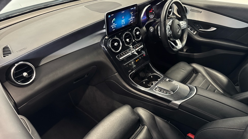 Mercedes-Benz GLC 220d 4Matic AMG Line 5dr 9G-Tronic Diesel Estate - Image 9
