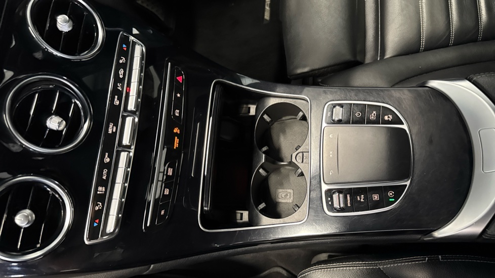 Mercedes-Benz GLC 220d 4Matic AMG Line 5dr 9G-Tronic Diesel Estate - Image 13