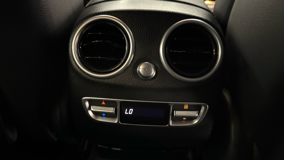 Mercedes-Benz GLC 220d 4Matic AMG Line 5dr 9G-Tronic Diesel Estate - Image 30
