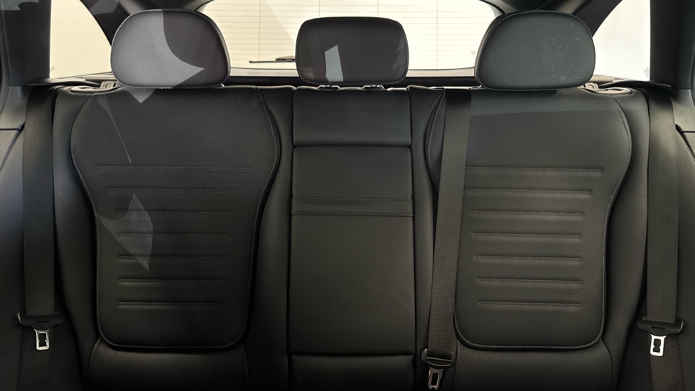 Mercedes-Benz C-Class C200 AMG Line Premium 5dr 9G-Tronic Petrol Estate - Image 15