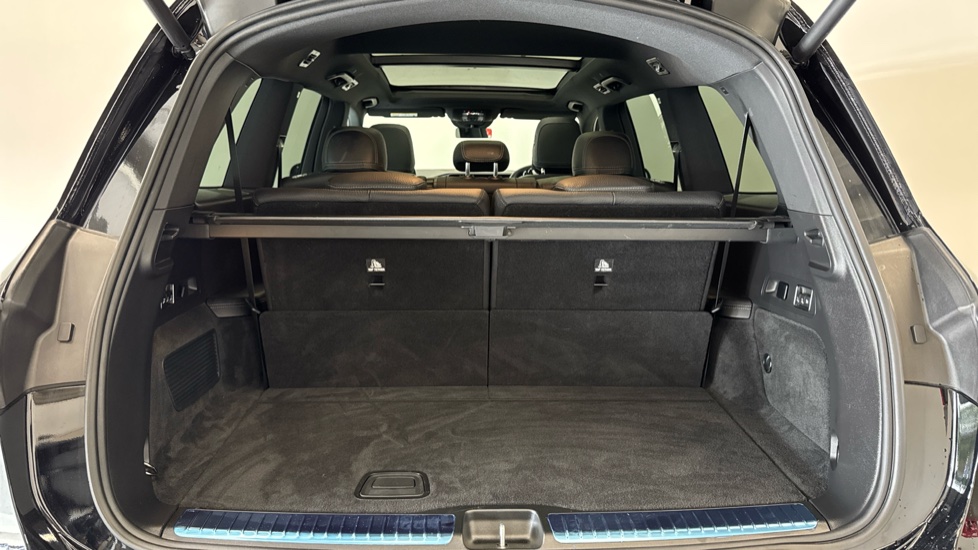 Mercedes-Benz GLS 450d 4Matic AMG Line Premium + 5dr 9G-Tronic Diesel Estate - Image 4