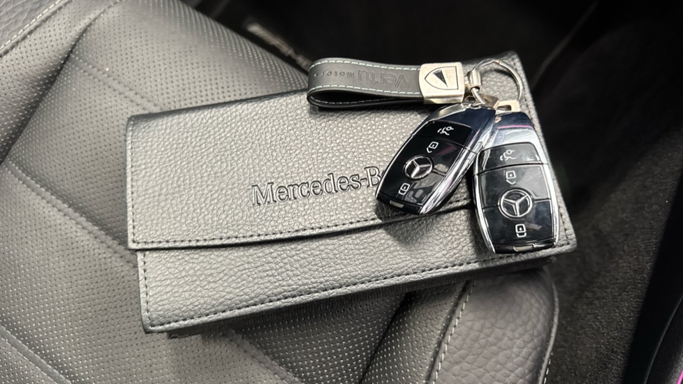 Mercedes-Benz GLS 450d 4Matic AMG Line Premium + 5dr 9G-Tronic Diesel Estate - Image 19