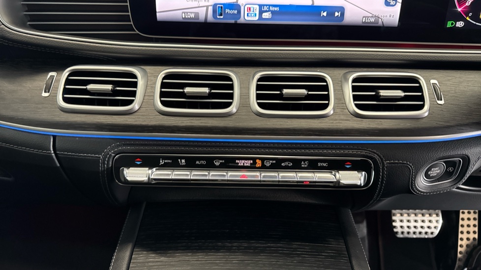 Mercedes-Benz GLS 450d 4Matic AMG Line Premium + 5dr 9G-Tronic Diesel Estate - Image 33