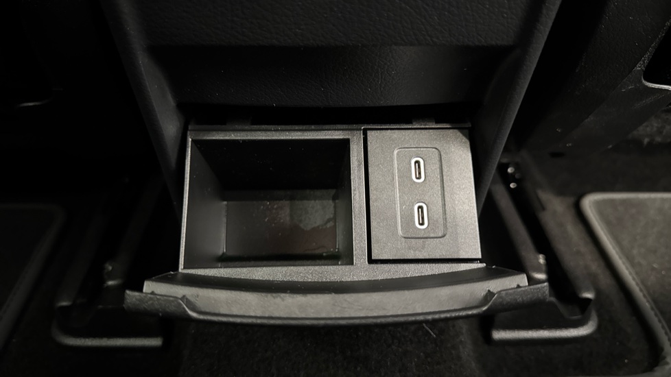 Mercedes-Benz Eqb 250+ 140kW AMG Line Premium 70.5kWh 5dr Auto Electric Estate - Image 21