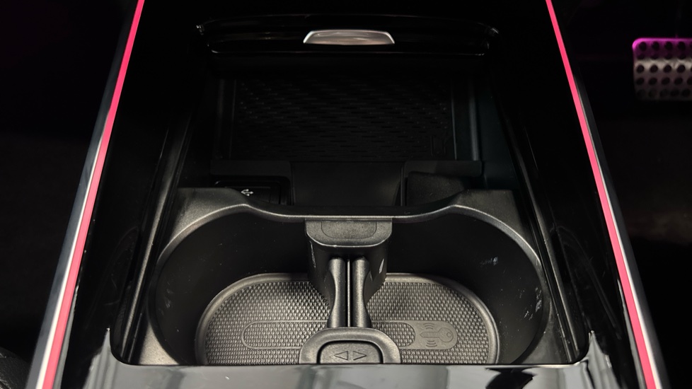 Mercedes-Benz Eqb 250+ 140kW AMG Line Premium 70.5kWh 5dr Auto Electric Estate - Image 35