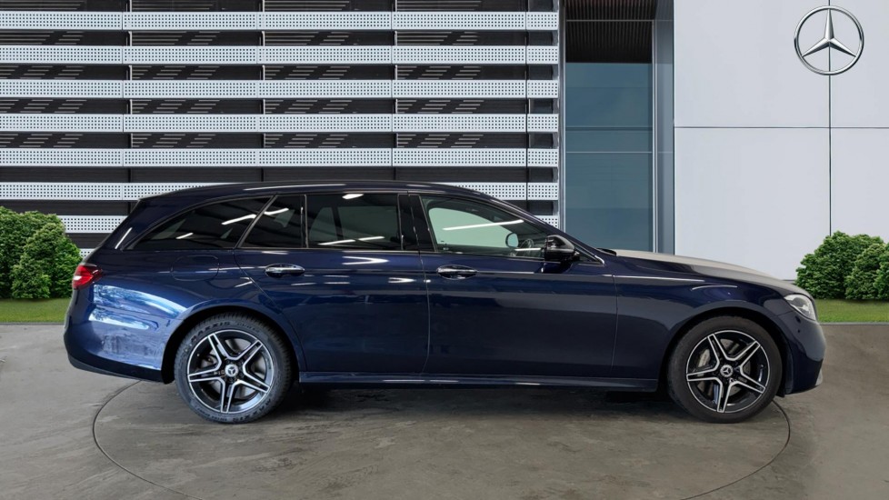 Mercedes-Benz E-Class E300de AMG Line Night Edition Prem+ 5dr 9G-Tronic Estate - Image 5