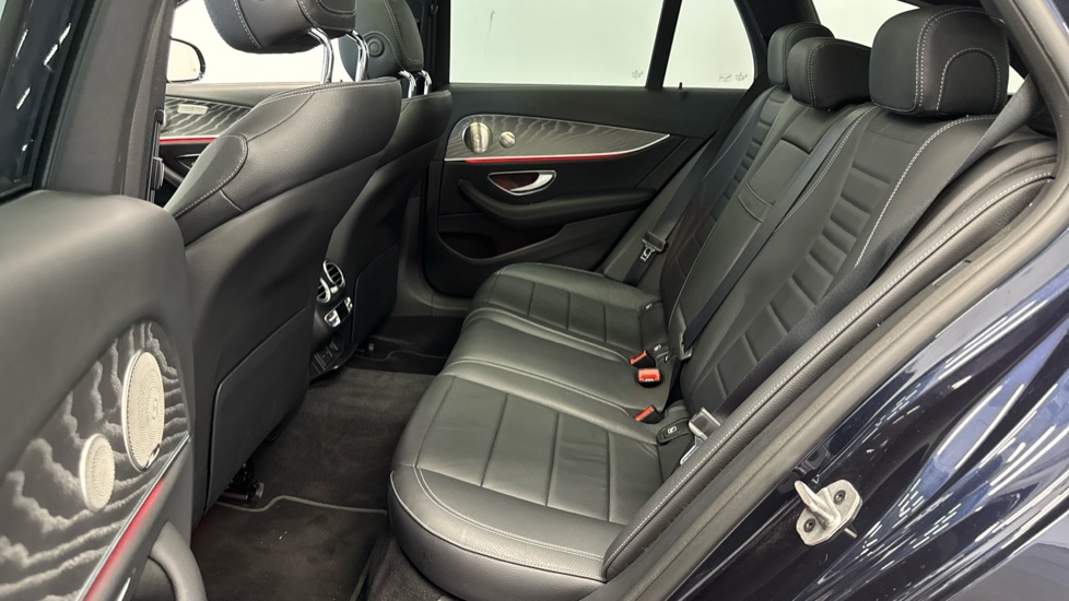 Mercedes-Benz E-Class E300de AMG Line Night Edition Prem+ 5dr 9G-Tronic Estate - Image 16