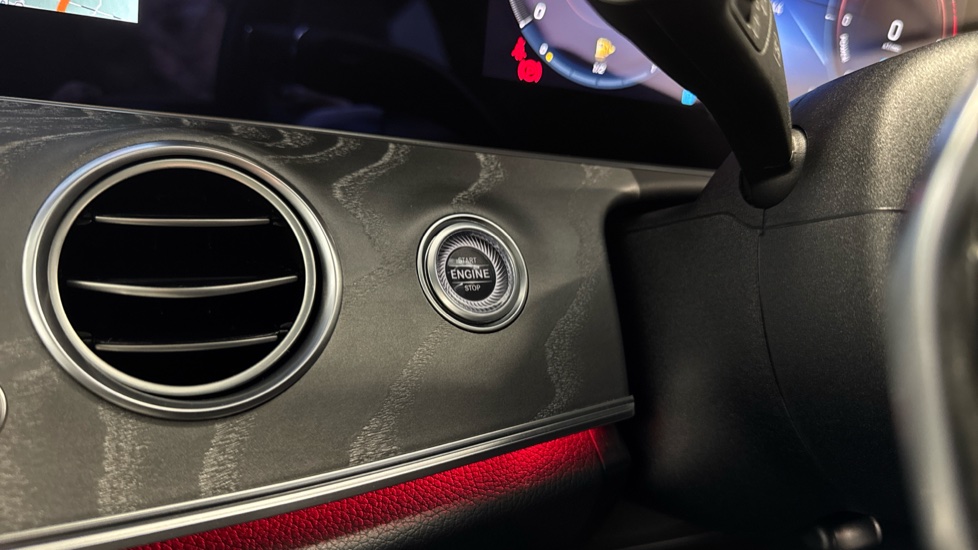 Mercedes-Benz E-Class E300de AMG Line Night Edition Prem+ 5dr 9G-Tronic Estate - Image 34