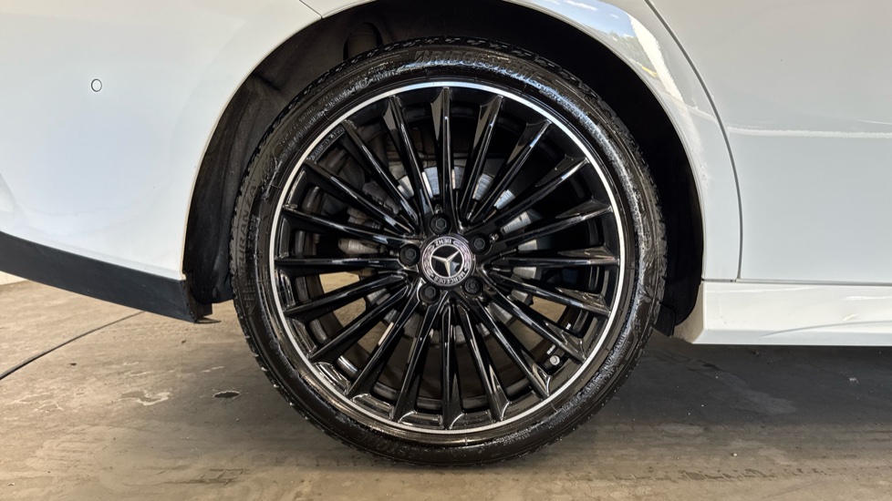 Mercedes-Benz CLA 200 AMG Line Premium Plus 4dr Tip Auto Petrol Saloon - Image 7