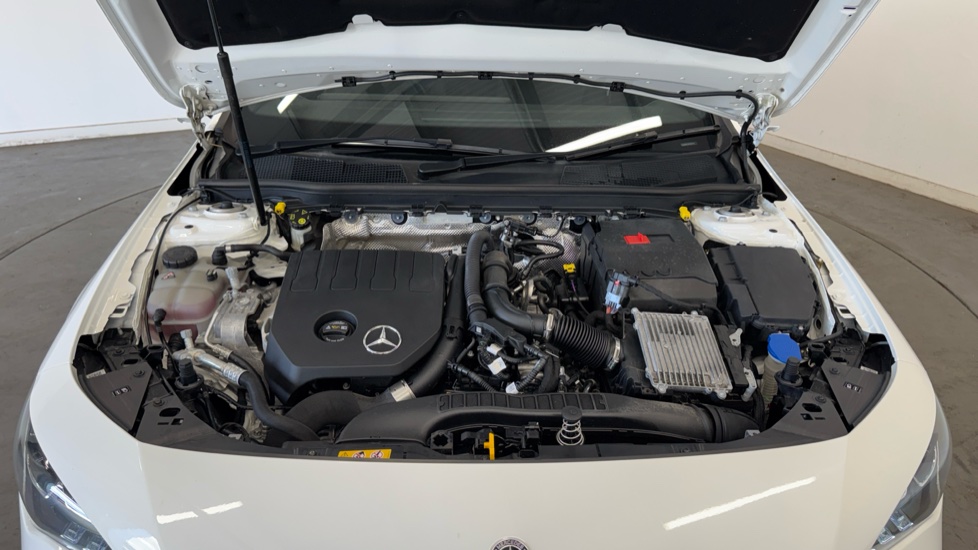 Mercedes-Benz CLA 200 AMG Line Premium Plus 4dr Tip Auto Petrol Saloon - Image 8