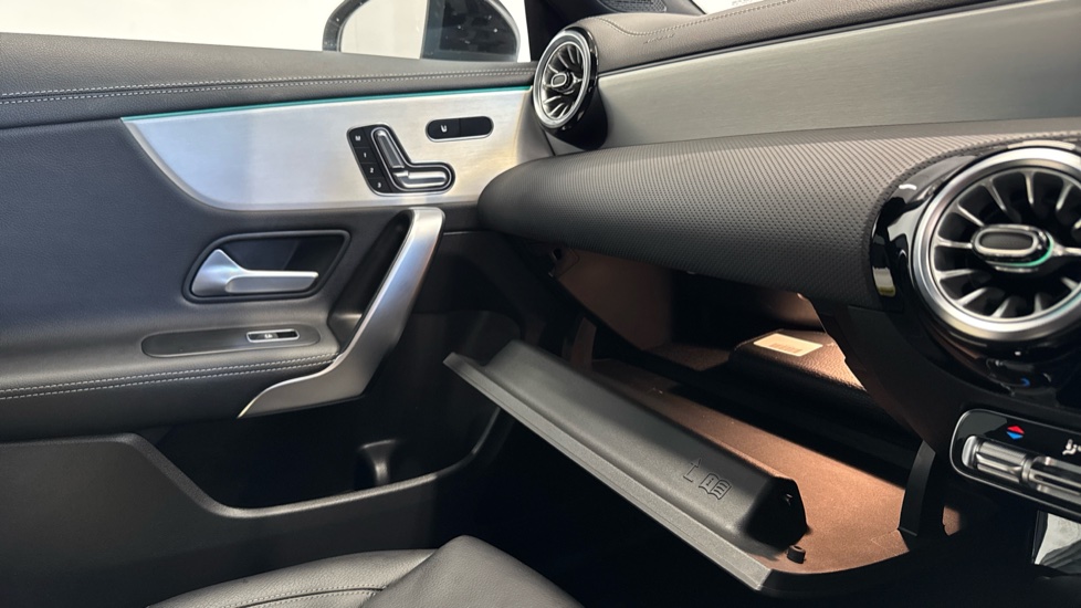 Mercedes-Benz CLA 200 AMG Line Premium Plus 4dr Tip Auto Petrol Saloon - Image 36