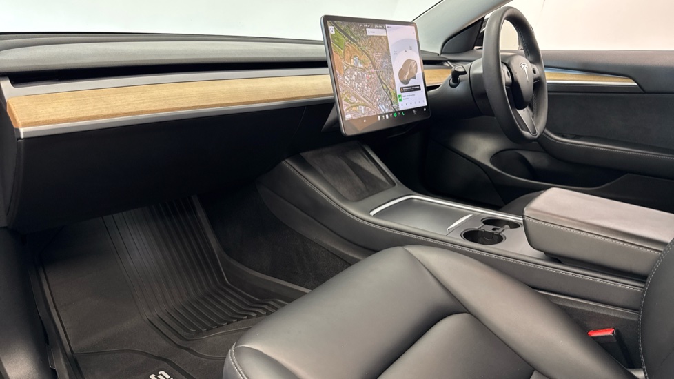 Tesla Model 3 Long Range AWD 4dr Auto Electric Saloon - Image 9