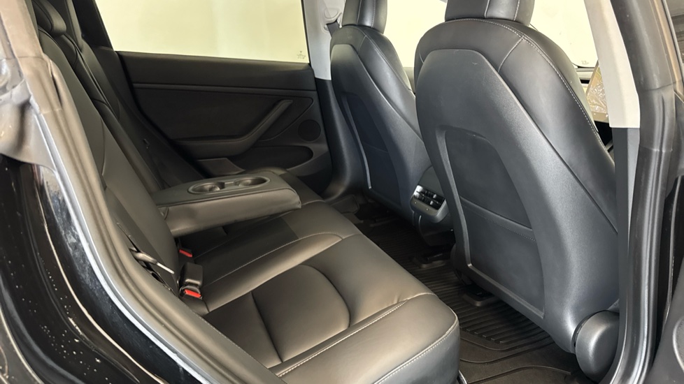 Tesla Model 3 Long Range AWD 4dr Auto Electric Saloon - Image 23