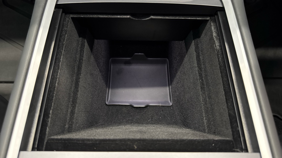 Tesla Model 3 Long Range AWD 4dr Auto Electric Saloon - Image 30